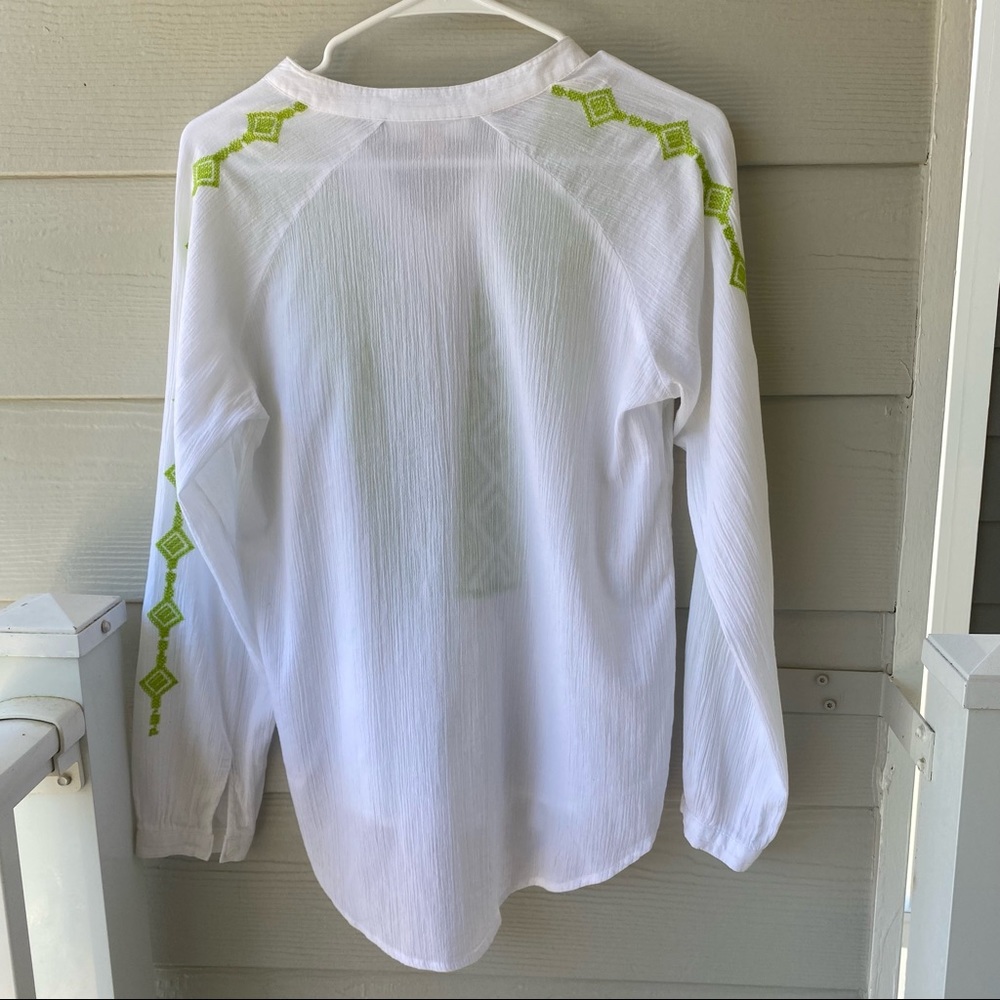 MICHAEL KORS Boho Split Neck Blouse - Picture 5 of 13